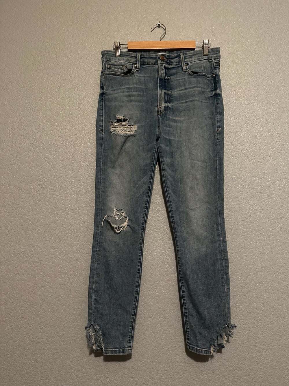 Good American Good Waist Distressed Skinny Jeans Size 31
